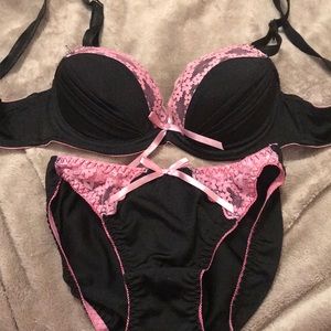 Japanese bra and panty set